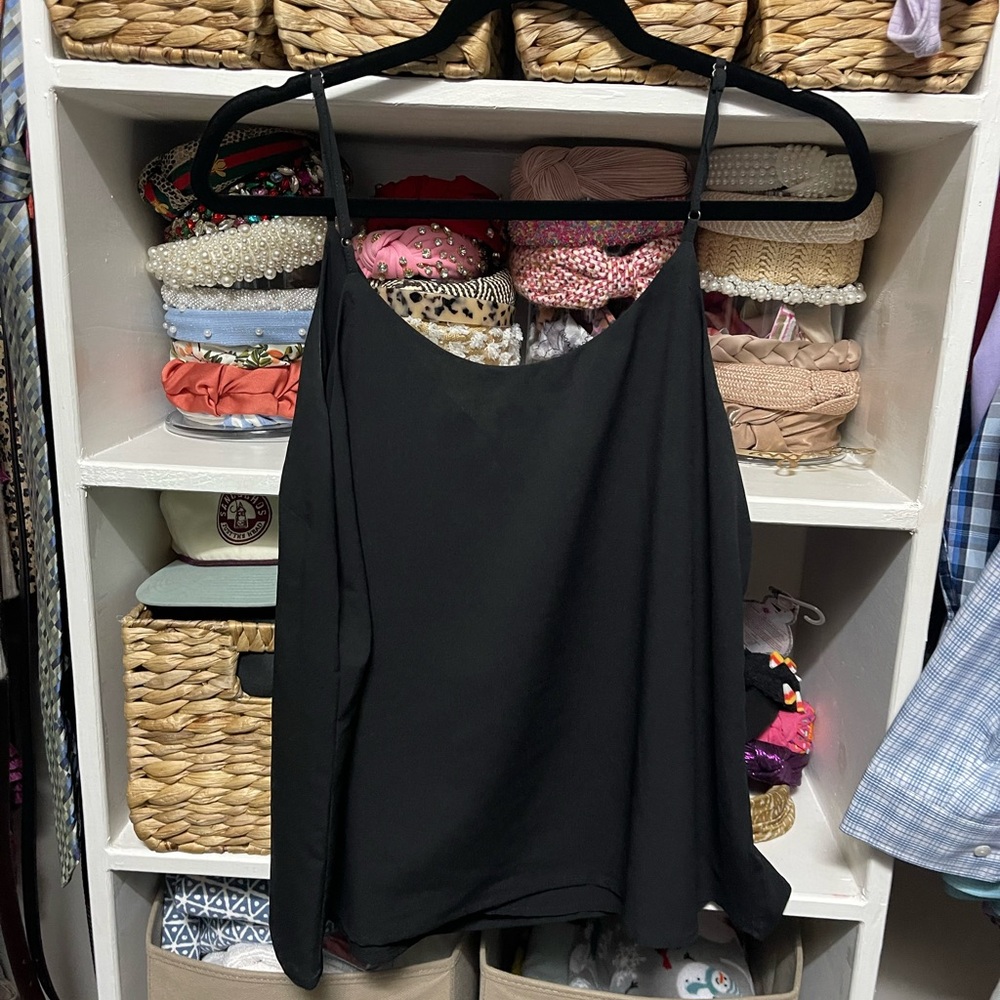 Basic Chiffon Tank - Picture 4 of 4